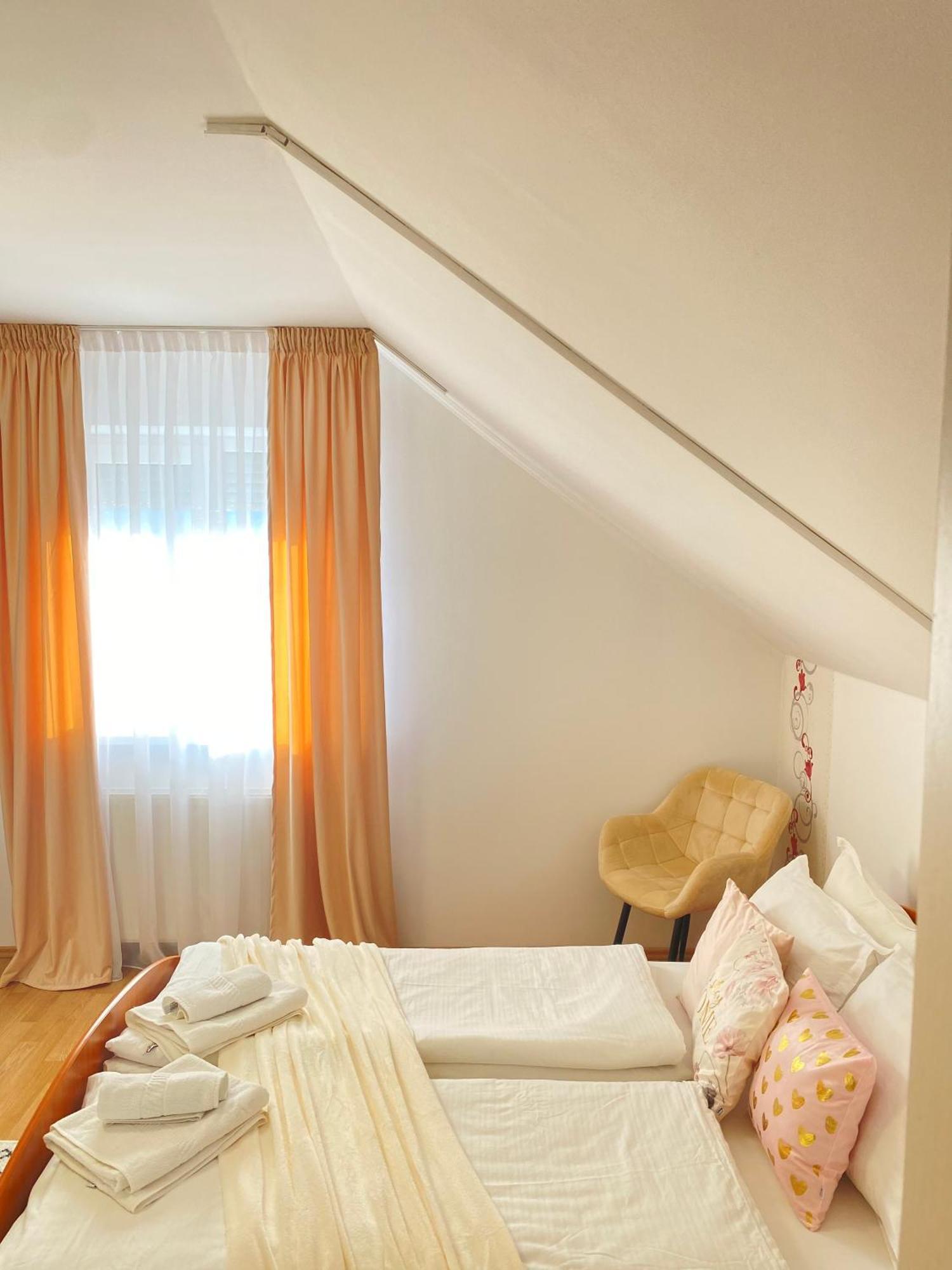 Ferienwohnung Casa Hoban Baia Mare Exterior foto